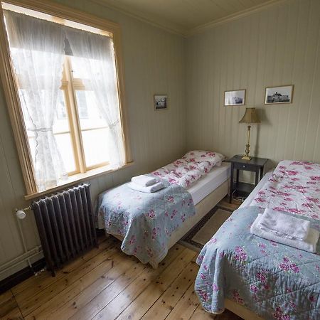 Einarshusid Guesthouse Bolungarvik Bagian luar foto